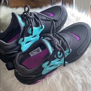 Nike react presto size 4.5y